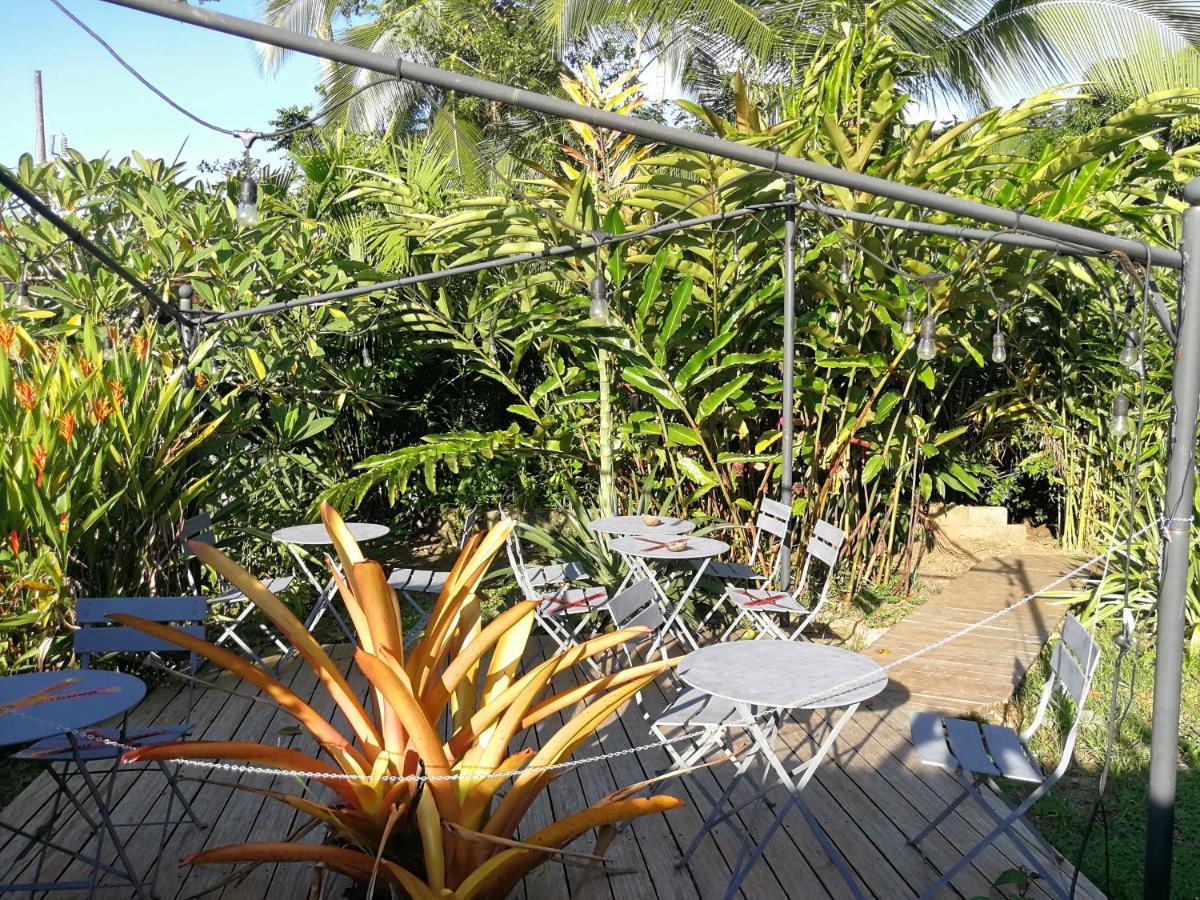 Secret Garden Hotel Cahuita Buitenkant foto